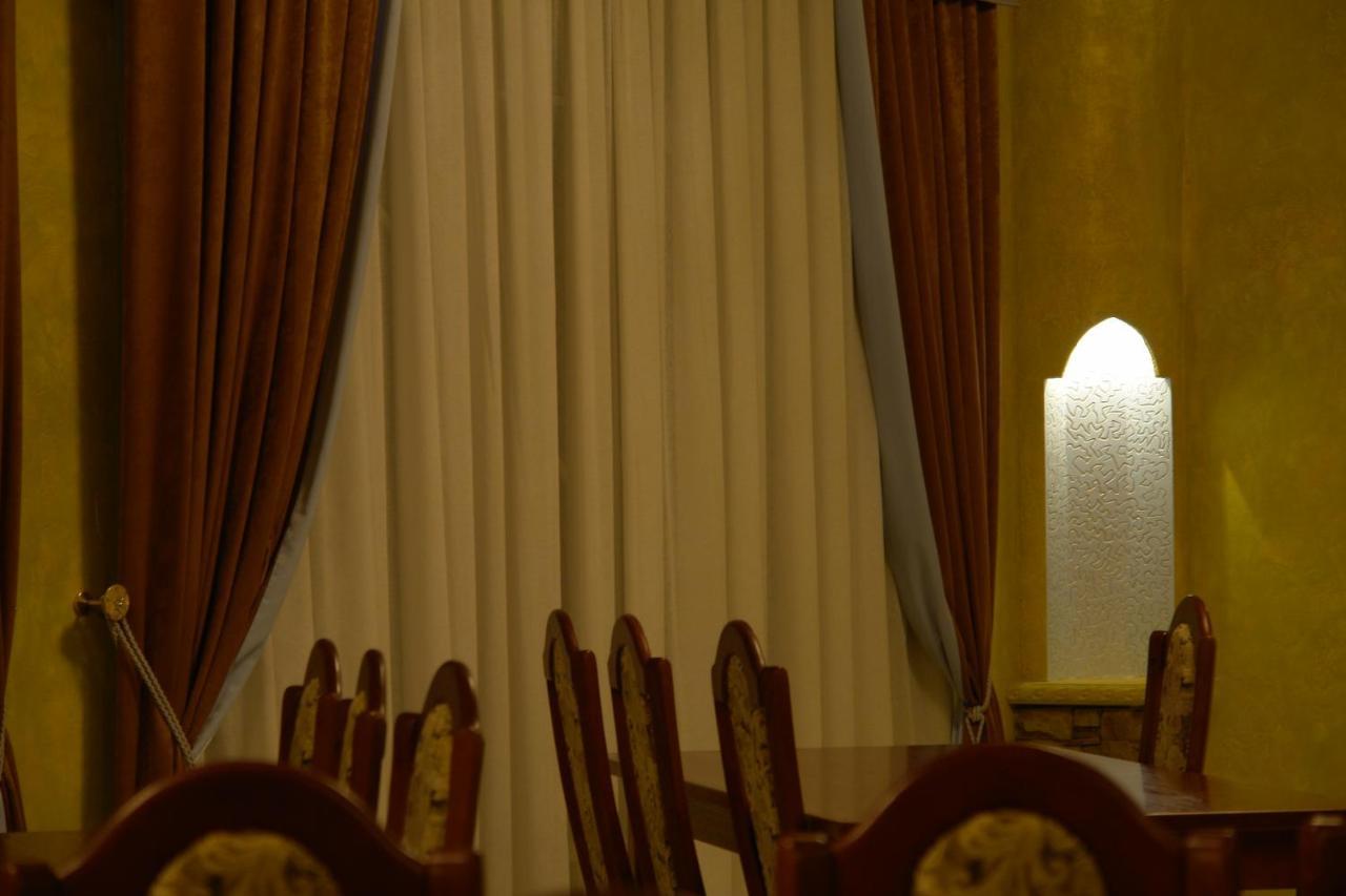 Motel Грк Золота Підкова Chupyra Exteriér fotografie